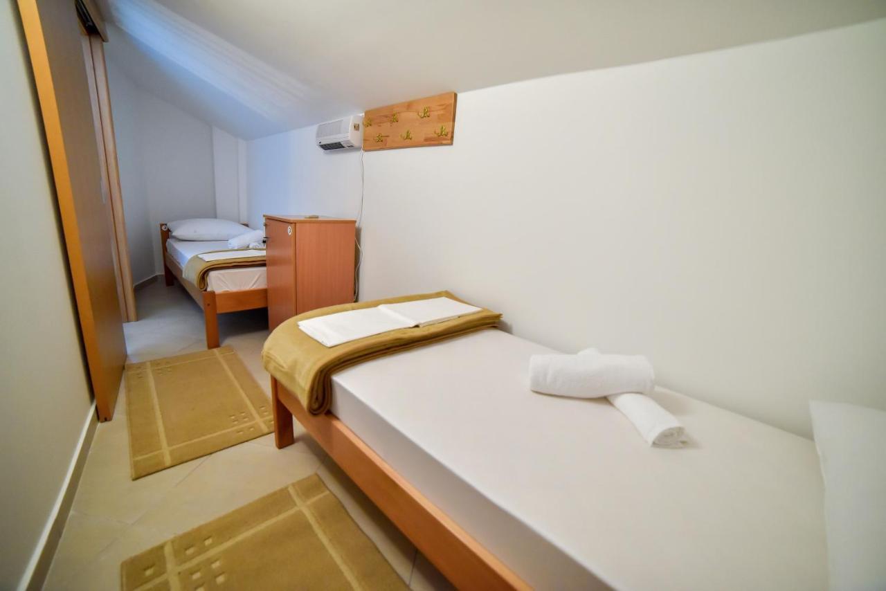 Hostel Sinj Εξωτερικό φωτογραφία